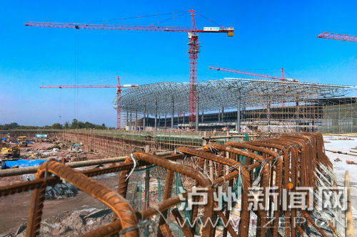 州云龍機場正全速推進建設(shè)，確保7月1日前投入運行。 瀘州日報記者 牟科 攝3